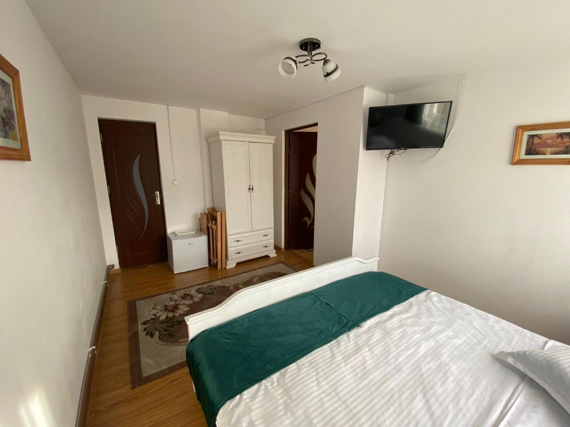 Casa Irina Hotel Mînăstirea Humorului Eksteriør billede