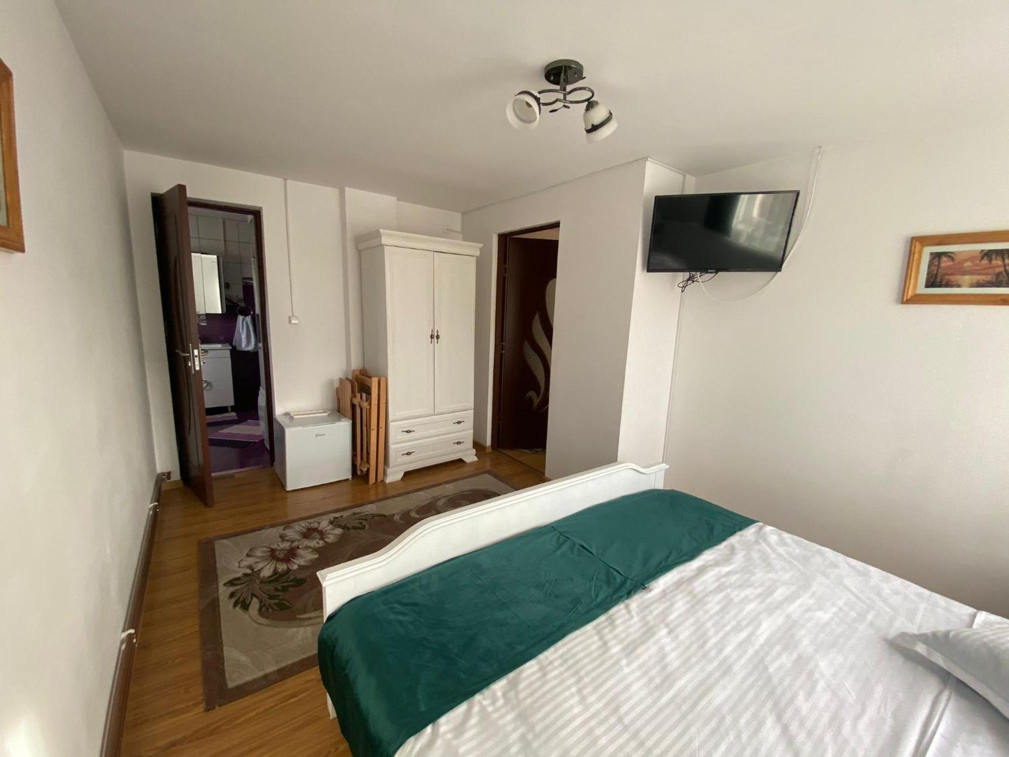 Casa Irina Hotel Mînăstirea Humorului Eksteriør billede